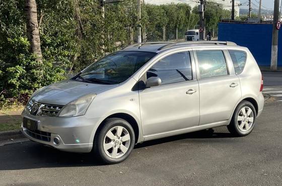 NISSAN LIVINA 1.8 SL 16V FLEX 4P AUTOMÁTICO